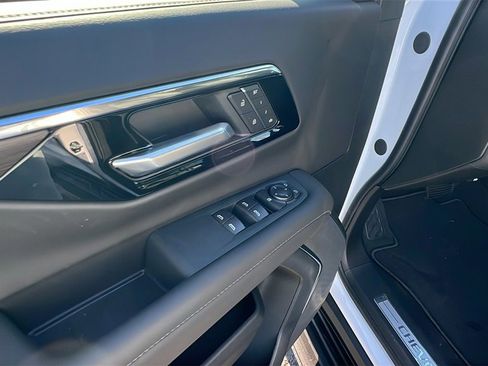 New 2026 Chevrolet Tahoe LT image 12