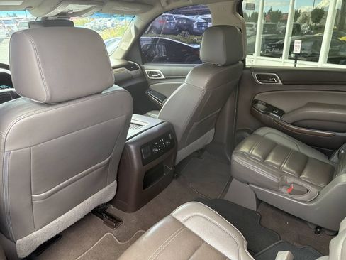 Used 2020 GMC Yukon XL Denali RWD image 32