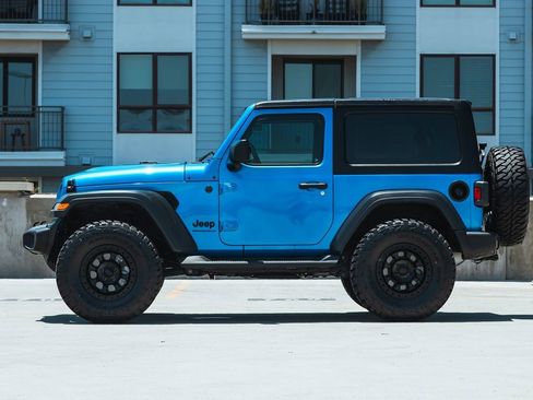 Used 2023 Jeep Wrangler Sport S image 10