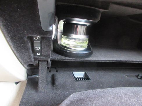 Used 2017 Mercedes-Benz S 550 Sedan image 74