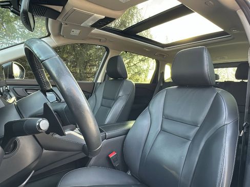 Certified 2023 Nissan Rogue SL w/ SL Premium Package image 12