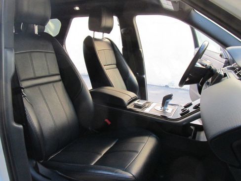Used 2020 Land Rover Range Rover Evoque S image 44