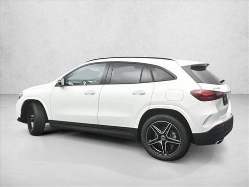 New 2026 Mercedes-Benz GLA 250 4MATIC image 4