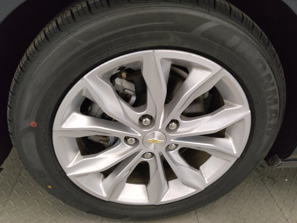 Used 2023 Chevrolet Malibu LT FWD image 31