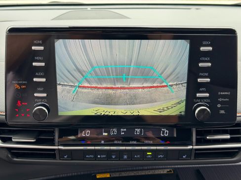 Used 2024 Toyota Sienna XSE image 27