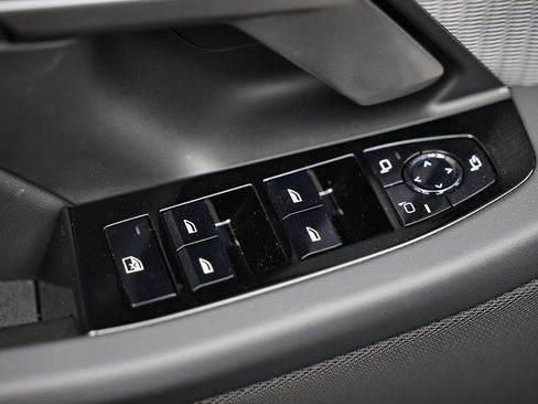 New 2027 BMW 530i w/ M Sport Package RWD image 17