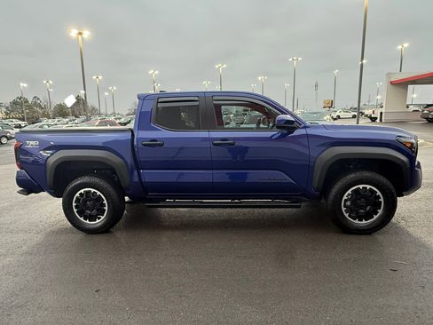 Used 2024 Toyota Tacoma TRD Off-Road image 1
