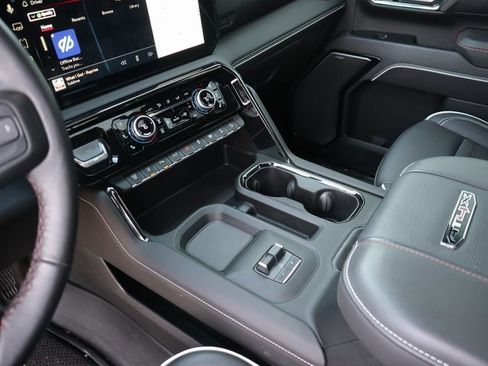 Certified 2024 GMC Sierra 2500 AT4X image 29