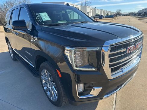 Used 2021 GMC Yukon SLT w/ SLT Luxury Plus Package image 7