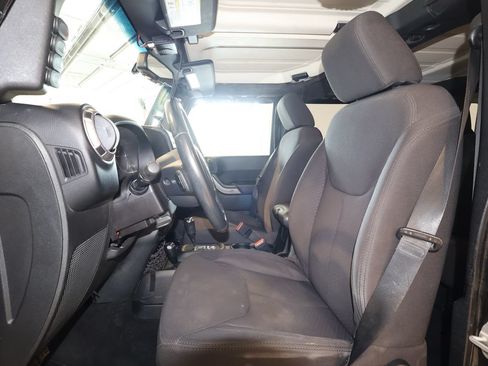 Used 2013 Jeep Wrangler Unlimited Sport AWD/4WD image 14