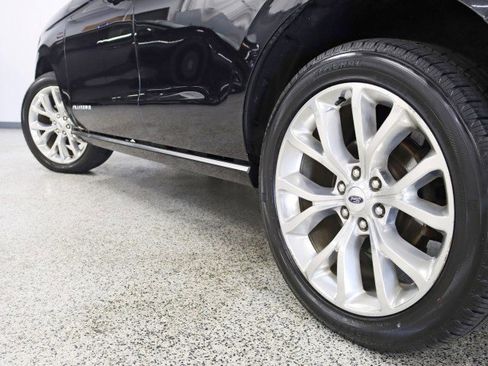 Used 2019 Ford Expedition Platinum AWD/4WD image 12