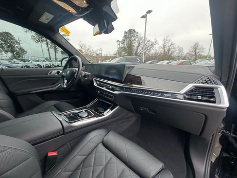Certified 2025 BMW X5 sDrive40i w/ Climate Comfort Package image 32