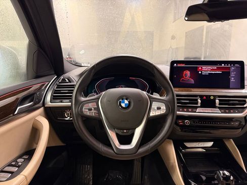 Used 2023 BMW X4 xDrive30i w/ Convenience Package image 23