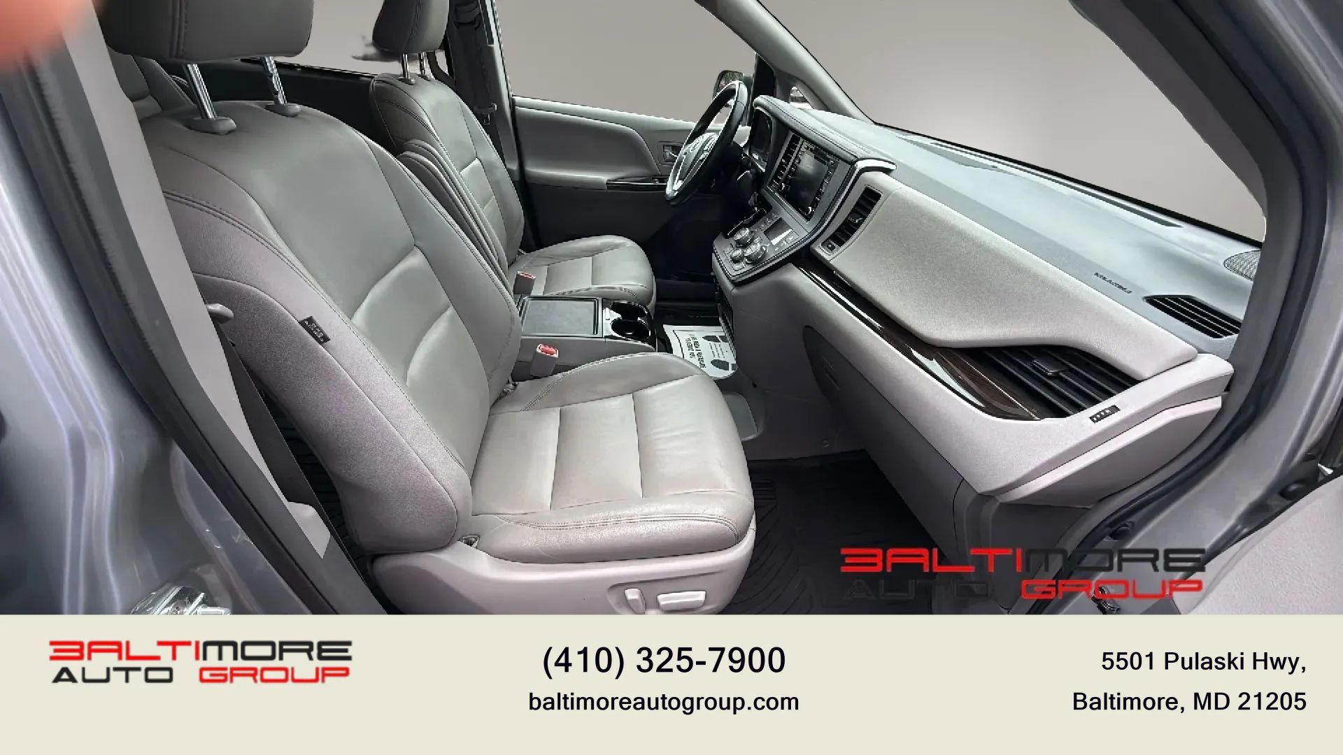 Used 2019 Toyota Sienna XLE Premium FWD image 16