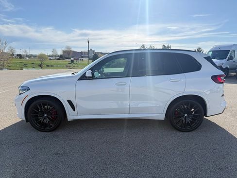 Used 2022 BMW X5 xDrive40i w/ M Sport Package AWD/4WD image 2