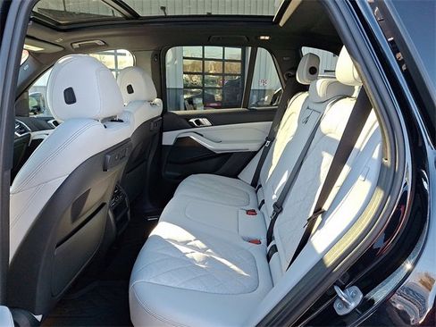 Used 2023 BMW X5 xDrive45e w/ M Sport Package image 13