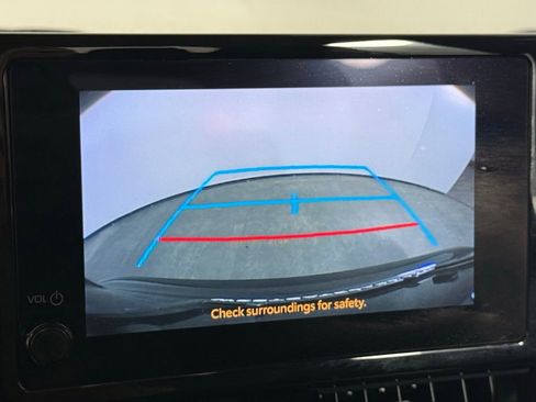 Used 2024 Toyota Corolla LE image 41