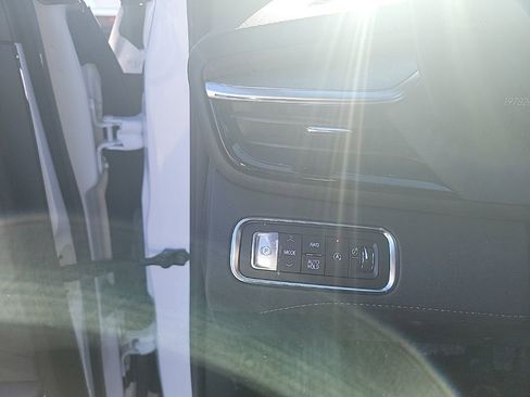 Certified 2025 Buick Enclave Sport Touring w/ Power Package image 24