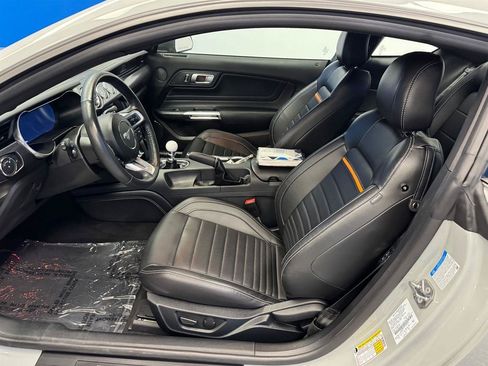 Used 2022 Ford Mustang Mach 1 w/ Mach 1 Handling Package RWD image 10
