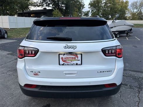 Used 2024 Jeep Compass Limited image 7