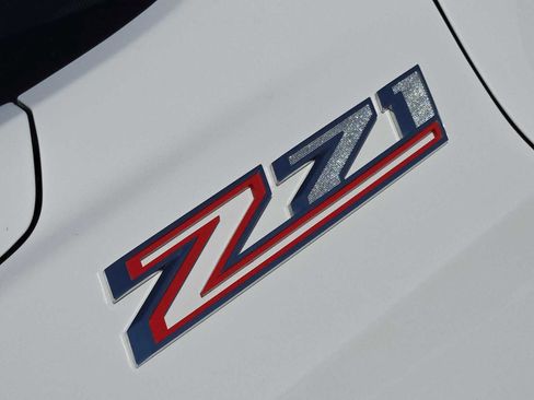 Certified 2022 Chevrolet Tahoe Z71 w/ Luxury Package image 10