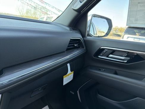 New 2026 Chevrolet Tahoe Premier w/ Sun And Tow Package AWD/4WD image 25
