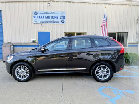 Used 2015 Volvo XC60 T5 AWD/4WD image 3