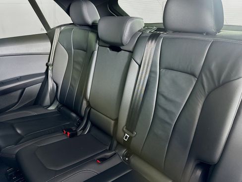 Used 2020 Audi Q8 Premium w/ Black Optic Package image 23