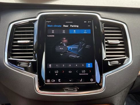 Certified 2024 Volvo XC90 T8 Plus w/ Protection Package Premier image 19