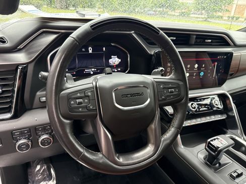 Used 2023 GMC Sierra 1500 Denali Ultimate AWD/4WD image 16
