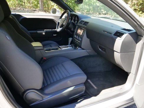 Used 2014 Dodge Challenger R/T w/ Blacktop Package image 34