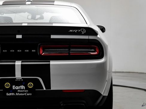Used 2023 Dodge Challenger SRT Hellcat w/ Driver Convenience Group image 12