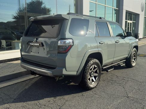 Used 2023 Toyota 4Runner TRD Off-Road Premium w/ Moonroof Package AWD/4WD image 13