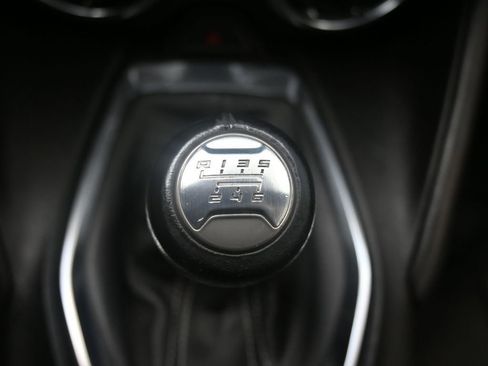 Used 2019 Chevrolet Camaro LT image 25