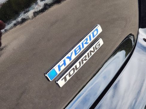 Used 2025 Honda Accord Touring image 8
