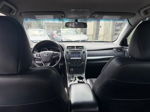 Used 2016 Toyota Camry SE FWD image 10