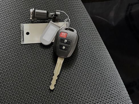 Used 2017 Toyota RAV4 XLE w/ Plus Special Value Package image 36