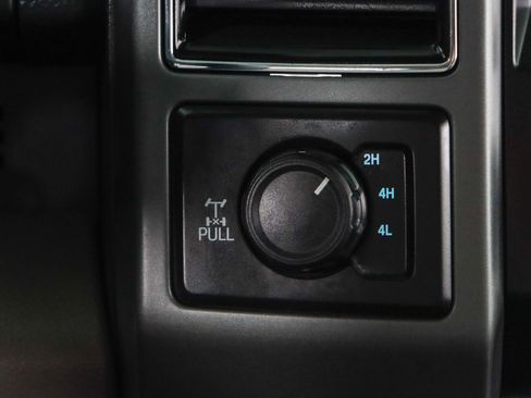 Used 2022 Ford F250 XLT w/ Black Appearance Package image 22