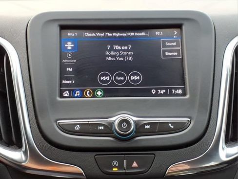 Used 2024 Chevrolet Equinox LT FWD image 18