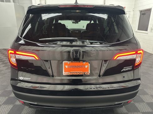 Used 2022 Honda Pilot Sport image 9