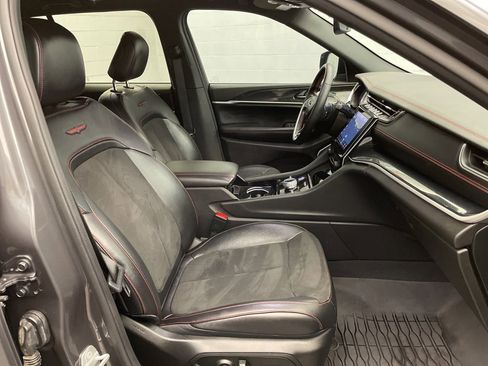 Certified 2022 Jeep Grand Cherokee Trailhawk image 27