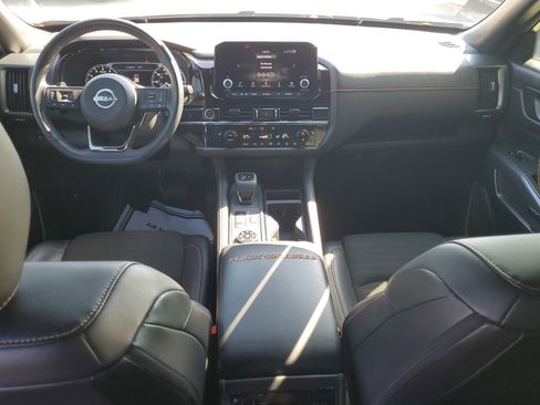 Used 2023 Nissan Pathfinder Rock Creek image 15