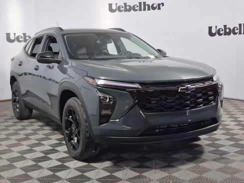 New 2026 Chevrolet Trax LT FWD image 1