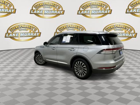 Used 2020 Lincoln Aviator Reserve w/ Equipment Group 201A image 9