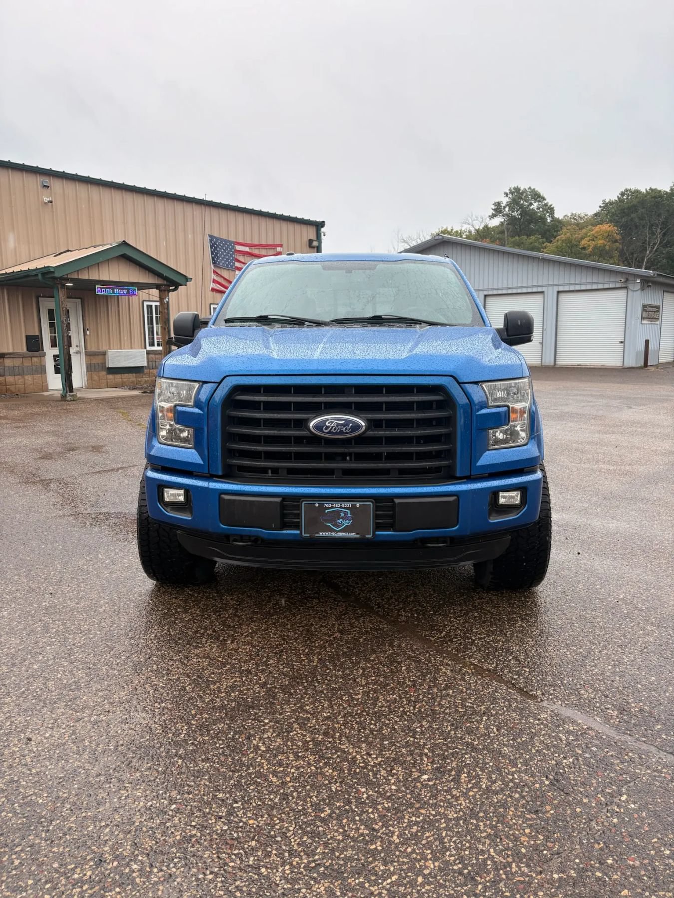 Used 2015 Ford F150 XLT w/ Equipment Group 302A Luxury AWD/4WD image 2