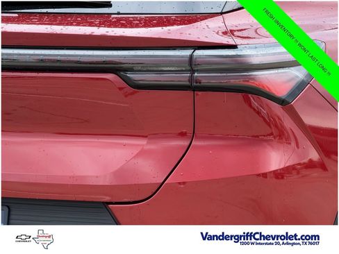 Used 2025 Chevrolet Equinox EV LT FWD image 7