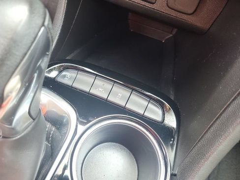 Used 2023 Buick Encore GX Select FWD image 37