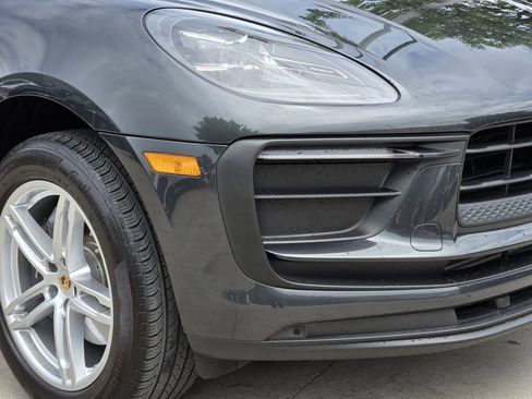 Used 2024 Porsche Macan AWD/4WD image 12