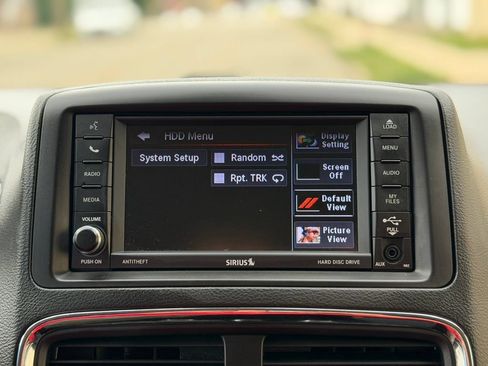 Used 2019 Dodge Grand Caravan SE w/ UConnect Hands-Free Group FWD image 31