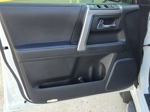 Used 2023 Toyota 4Runner TRD Sport AWD/4WD image 14